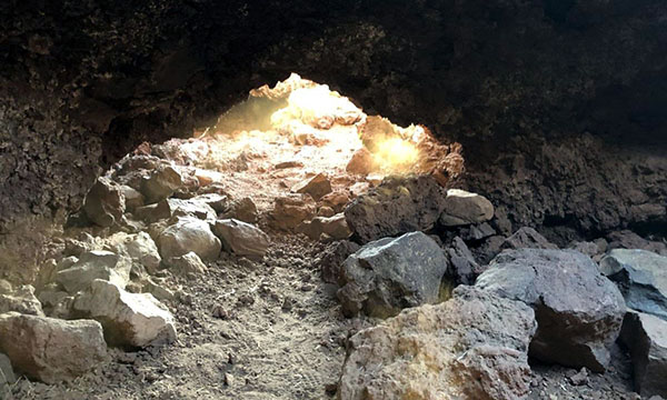 Old Caves Crater Trail