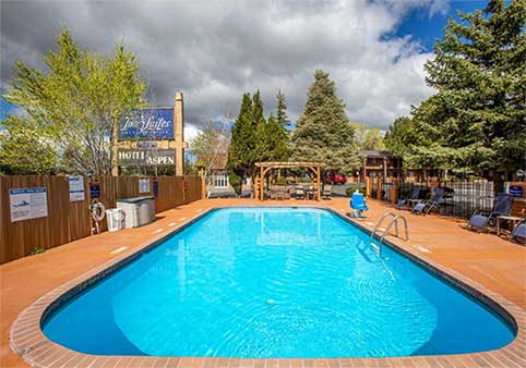 Hotel Aspen InnSuites