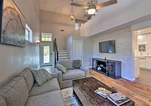 Modern Flagstaff Home with BBQ, Walk Downtown!